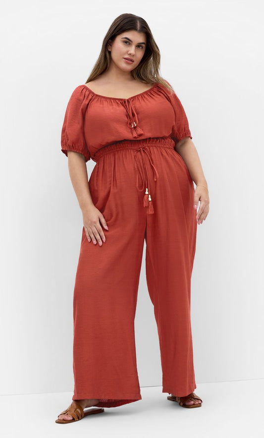 Plus Size Romper Love: Off Shoulder & Cold Shoulder Styles to Flaunt