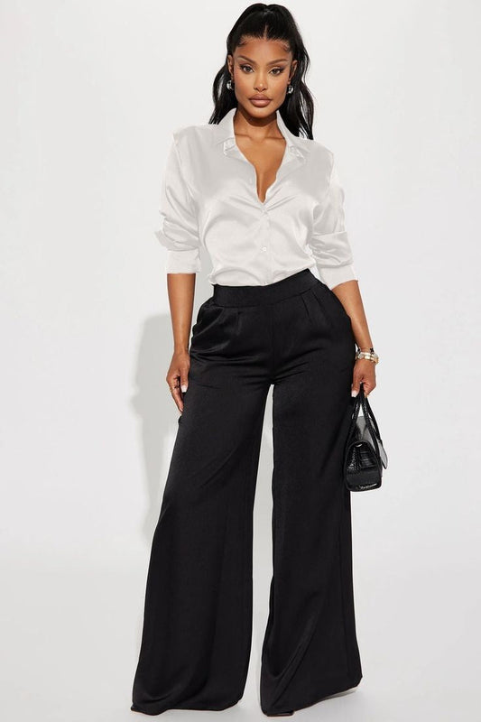 Dress to Impress: The Best Women’s Clothing Picks for Effortless Elegance