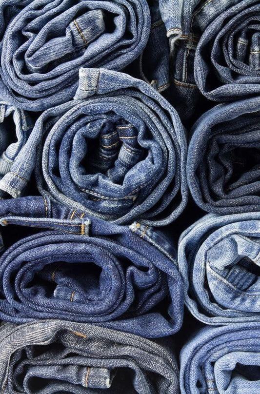 Thrift Flip Secrets: Transform Old Clothes to Chic